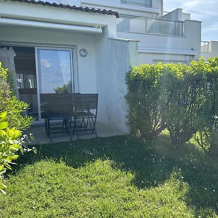 Apartment En Bord De A Royan, Parking, Tv, Equipe - Fr-1-494-67 Royan